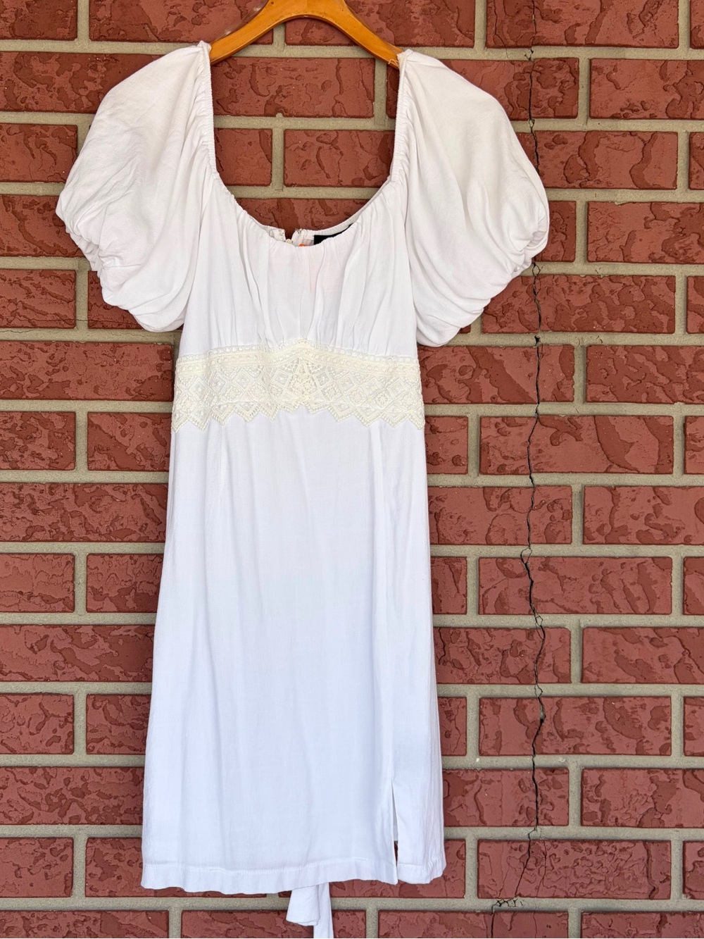 Trixxi White Sleeveless Top with Scoop Neck